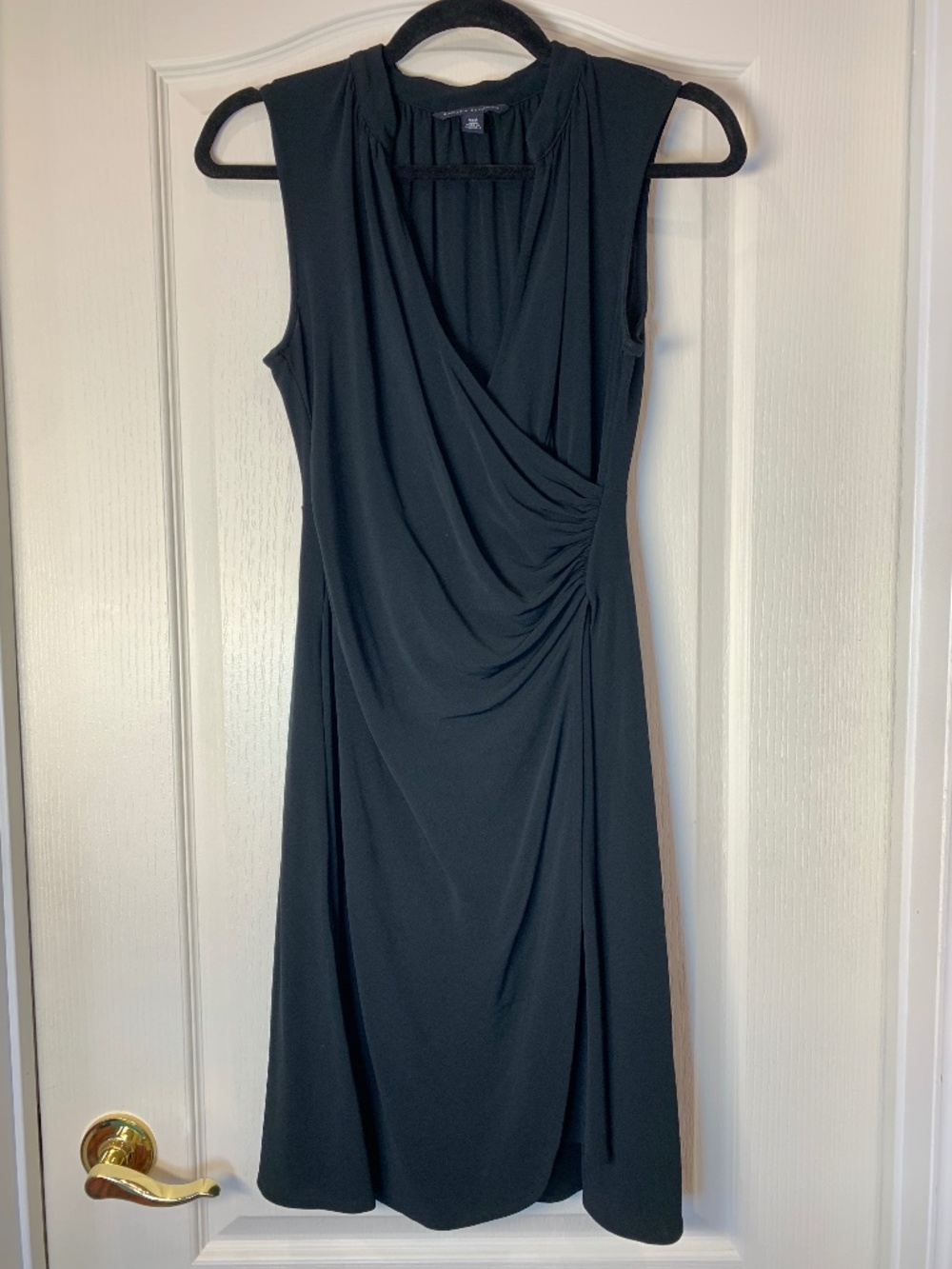Banana Republic‎ Black Sleeveless Wrap Dress Elegant Draped Waist Size M Travel